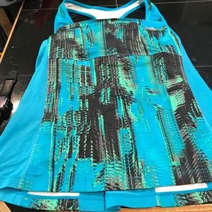 The north face vapor wick shelf bra tank top large